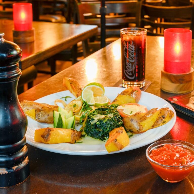 Kartoffeln und Spinat